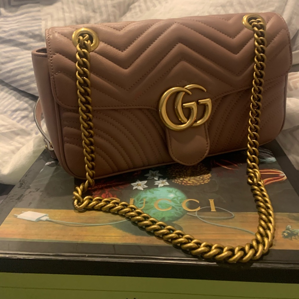 GG Marmont small matelasse shoulder bag